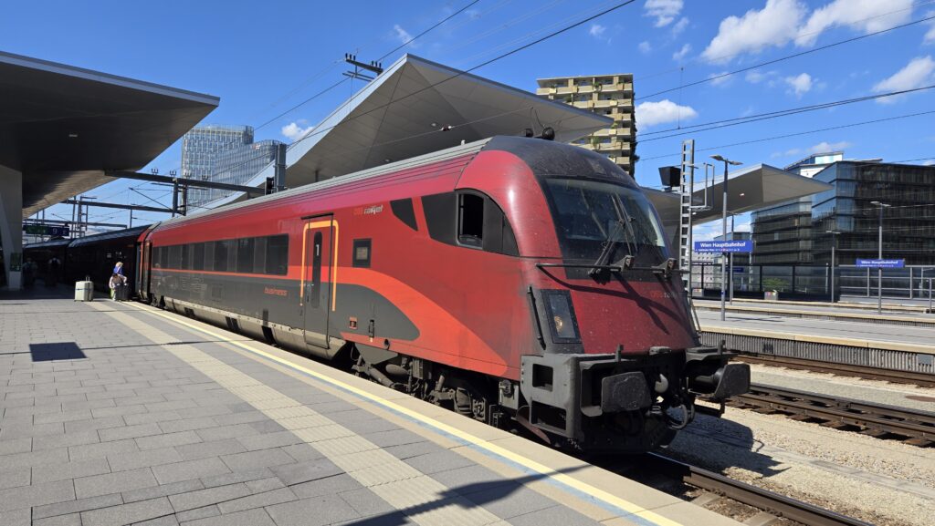 RJX63の先頭車両