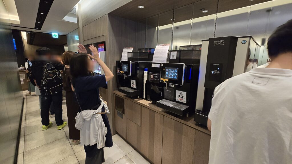 ドリンクサーバー